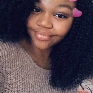 Meet your Posher, Aliah